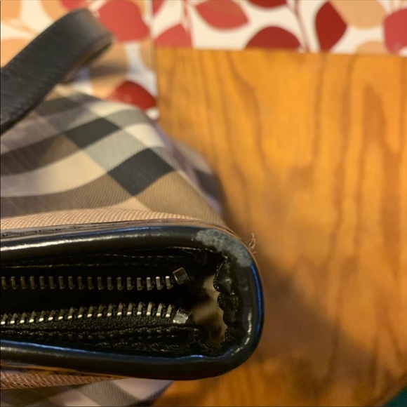Burberry Classic Nova Check Uesd - Picture 11 of 16